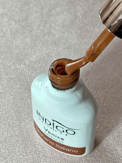 Vernis à ongles pour faux ongles réutilisable de couleur caramel