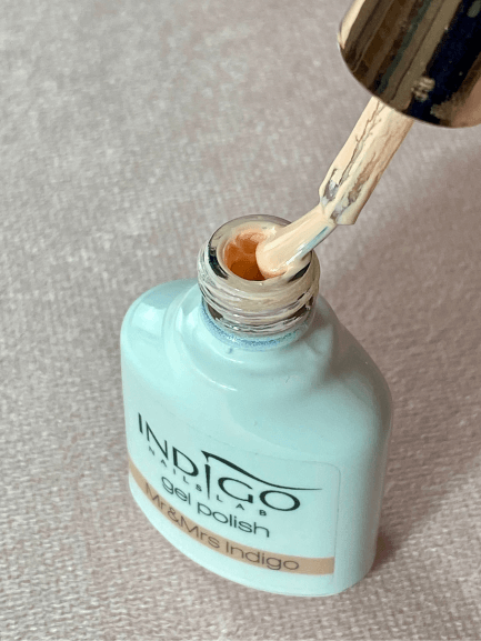 Vernis à ongles pour faux ongles réutilisable de couleur orange pastel