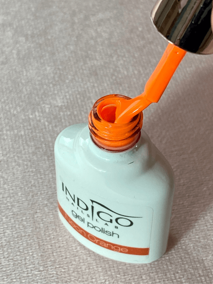 Vernis à ongles pour faux ongles réutilisable de couleur orange fluo